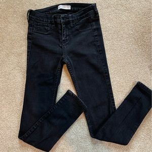 Black Abercrombie kids skinny jeans